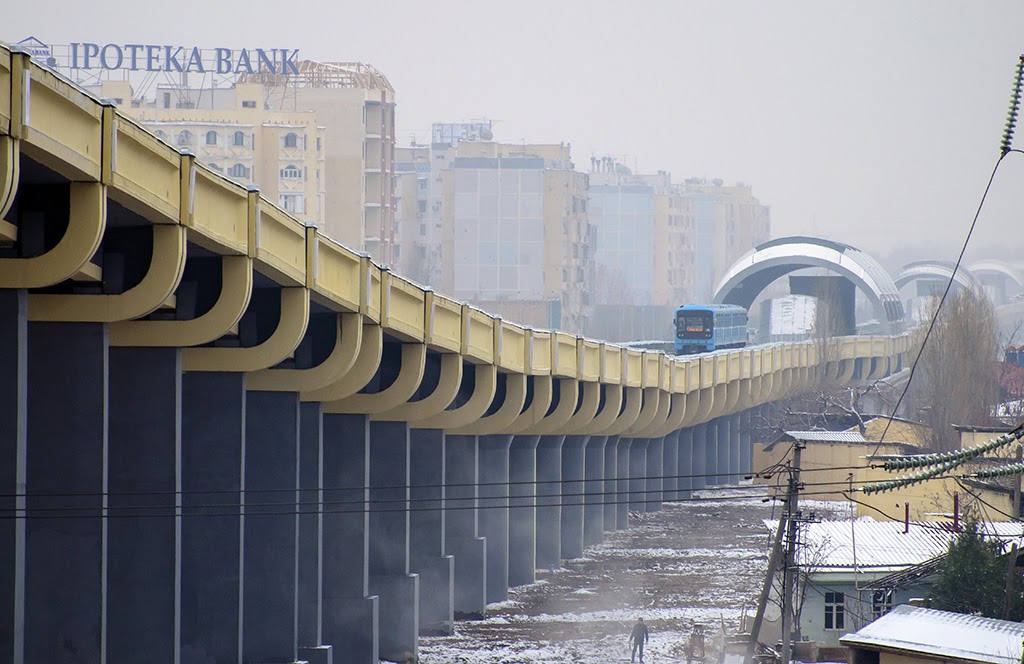 Прокурорский надзор, президентский отпуск и курьерский «хлеб»: главные сюжеты дня
