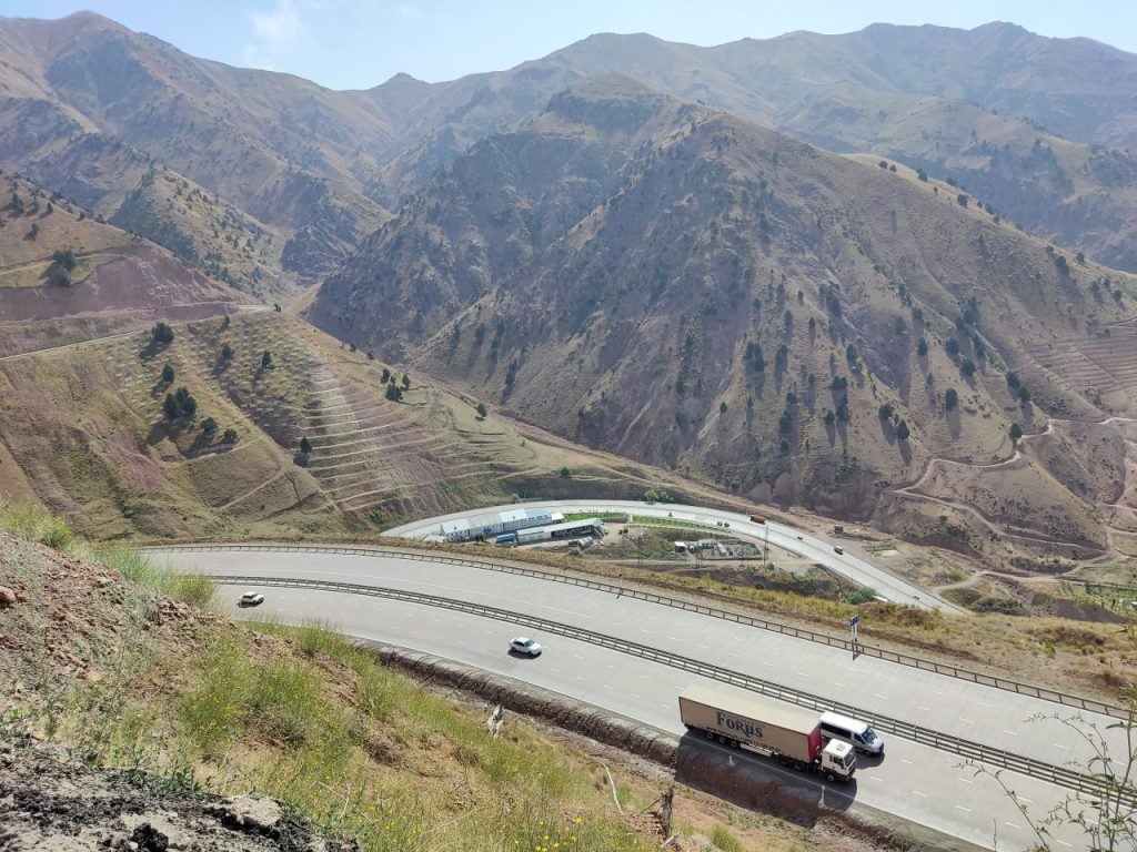 Сигналы регулятора: ЦБ Узбекистана между инфляцией, комплаенсом и «крепким сумом» (дополнено)