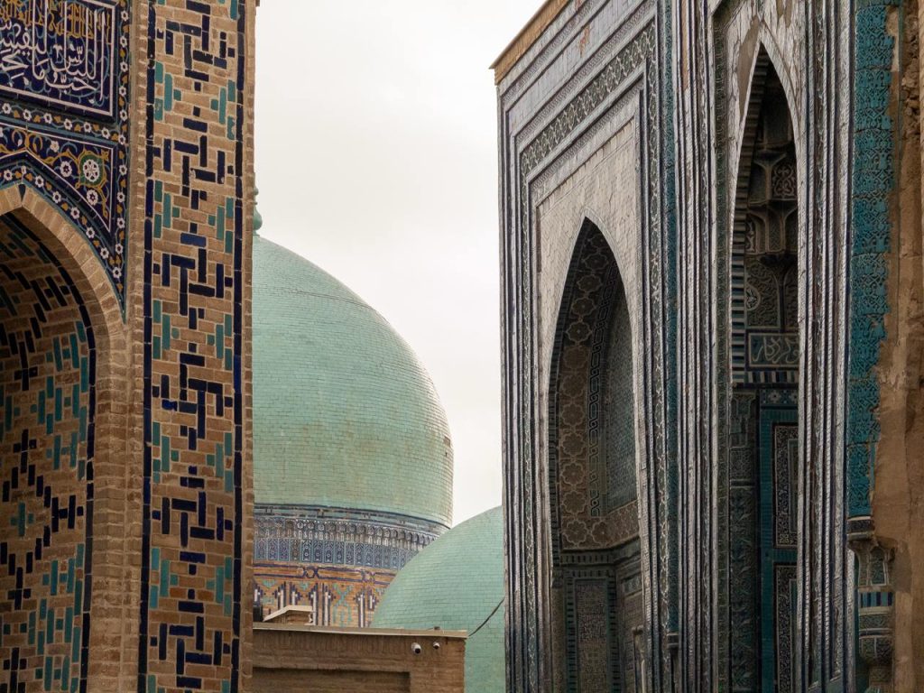 Мазар — место захоронения святого: что это и как оно устроено